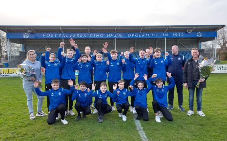 Nellen Schoonmaakdiensten en TOTALStone Nederland sponsoren de JO14-2