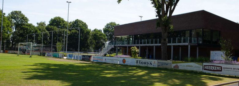 Start onderhoud van de velden op 1 mei