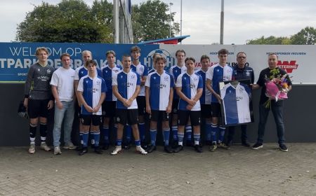 Tunneke steekt HVCH JO19-2 in het nieuw