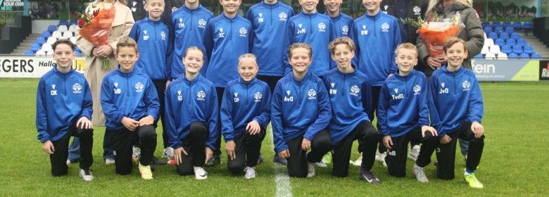 HVCH JO13-1 goed gekleed voor de dag