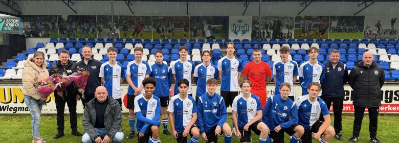 JO17-2 speelt in stijl dankzij 3 sponsoren