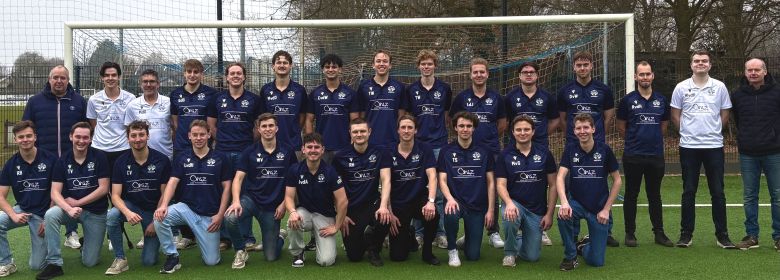 HVCH 10 bedankt sponsoren voor nieuwe polo’s