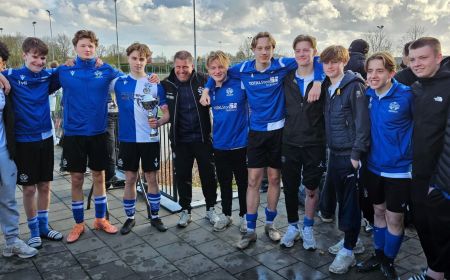 JO17-2 wint internationaal toernooi