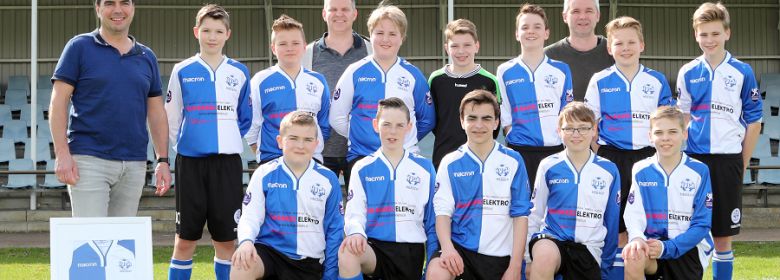 Van Bakel Elektro sponsort JO15-5 nieuwe tenues